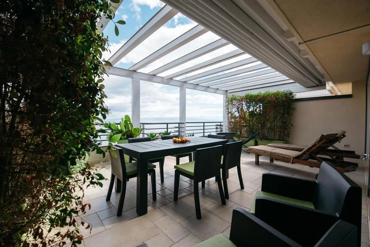 Taormina Romantic Apartment By Taormina Holidayss kontakt