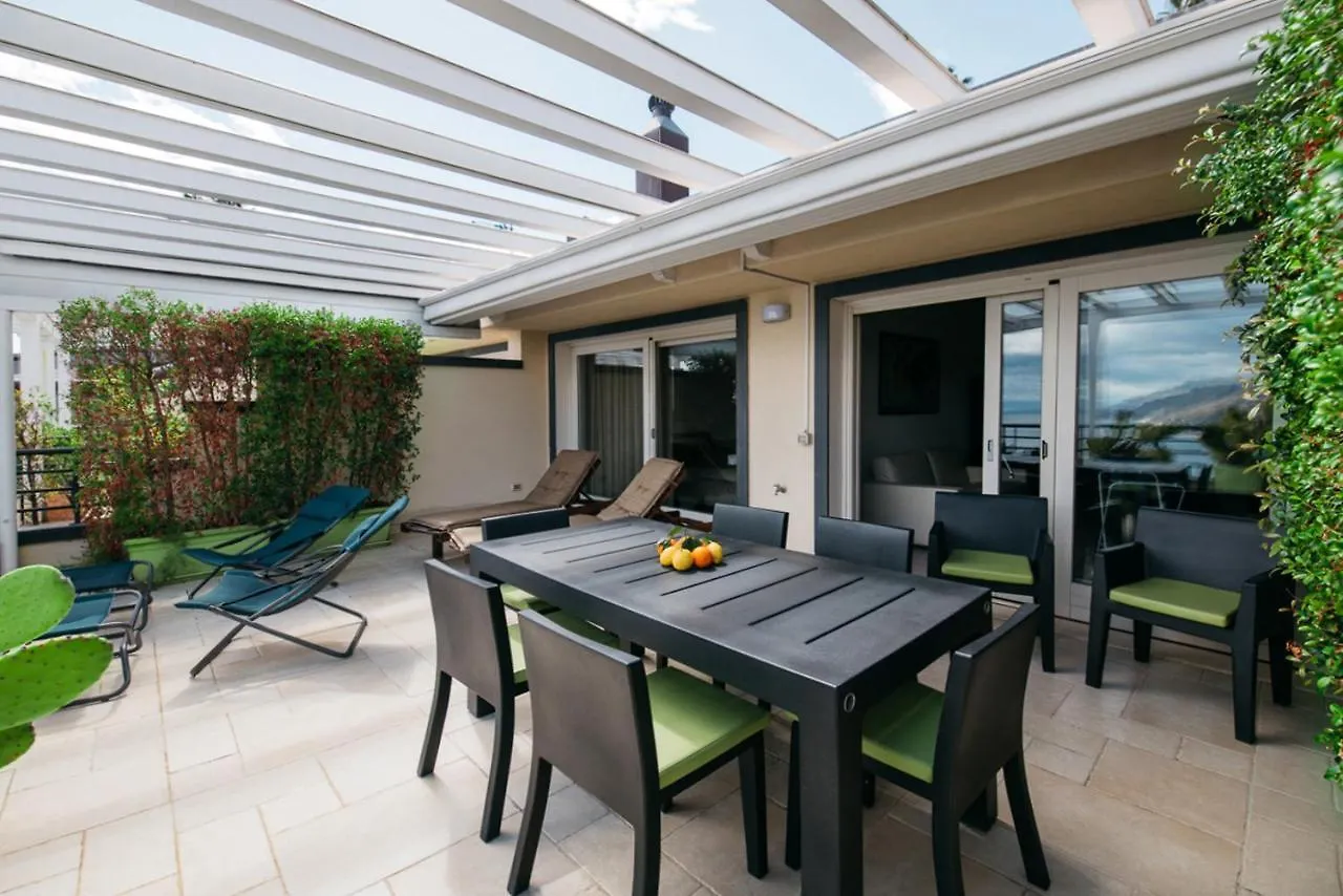 Taormina Romantic Apartment By Taormina Holidays